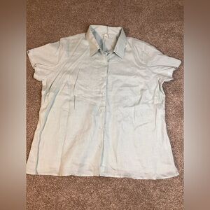 LL Bean 100% Linen Light Blue Short Sleeve Button-Up Shirt